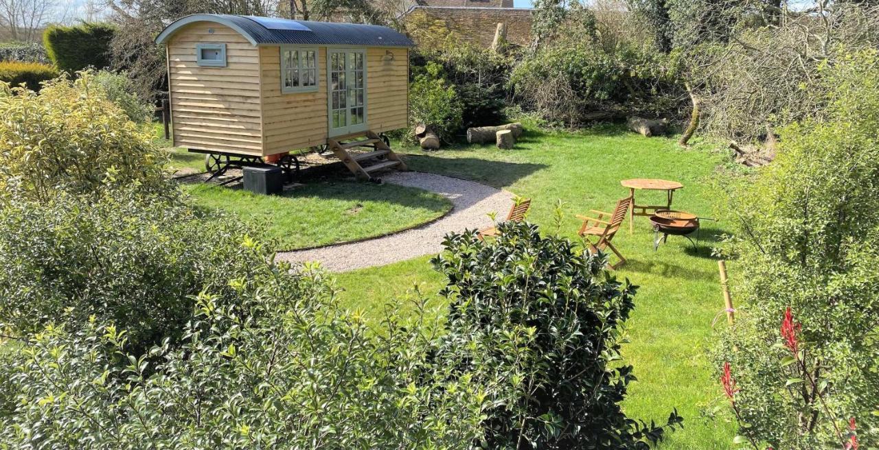 Cocklebury Farm Apartment Pewsey Exterior photo