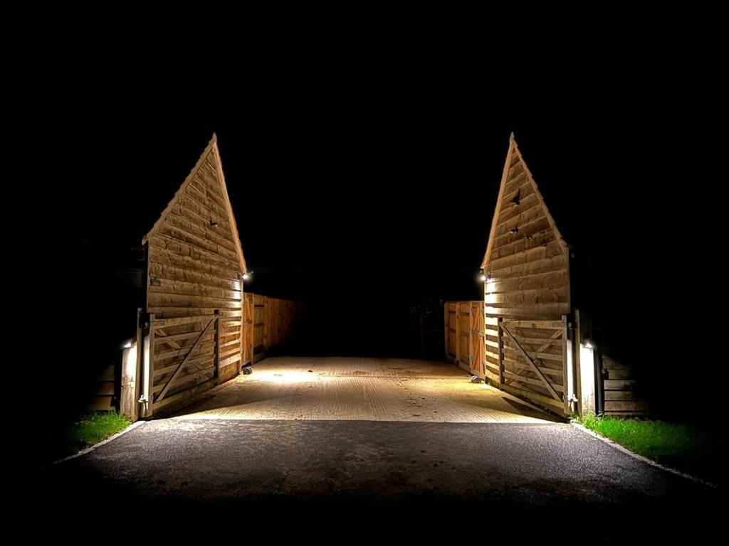 Cocklebury Farm Apartment Pewsey Exterior photo